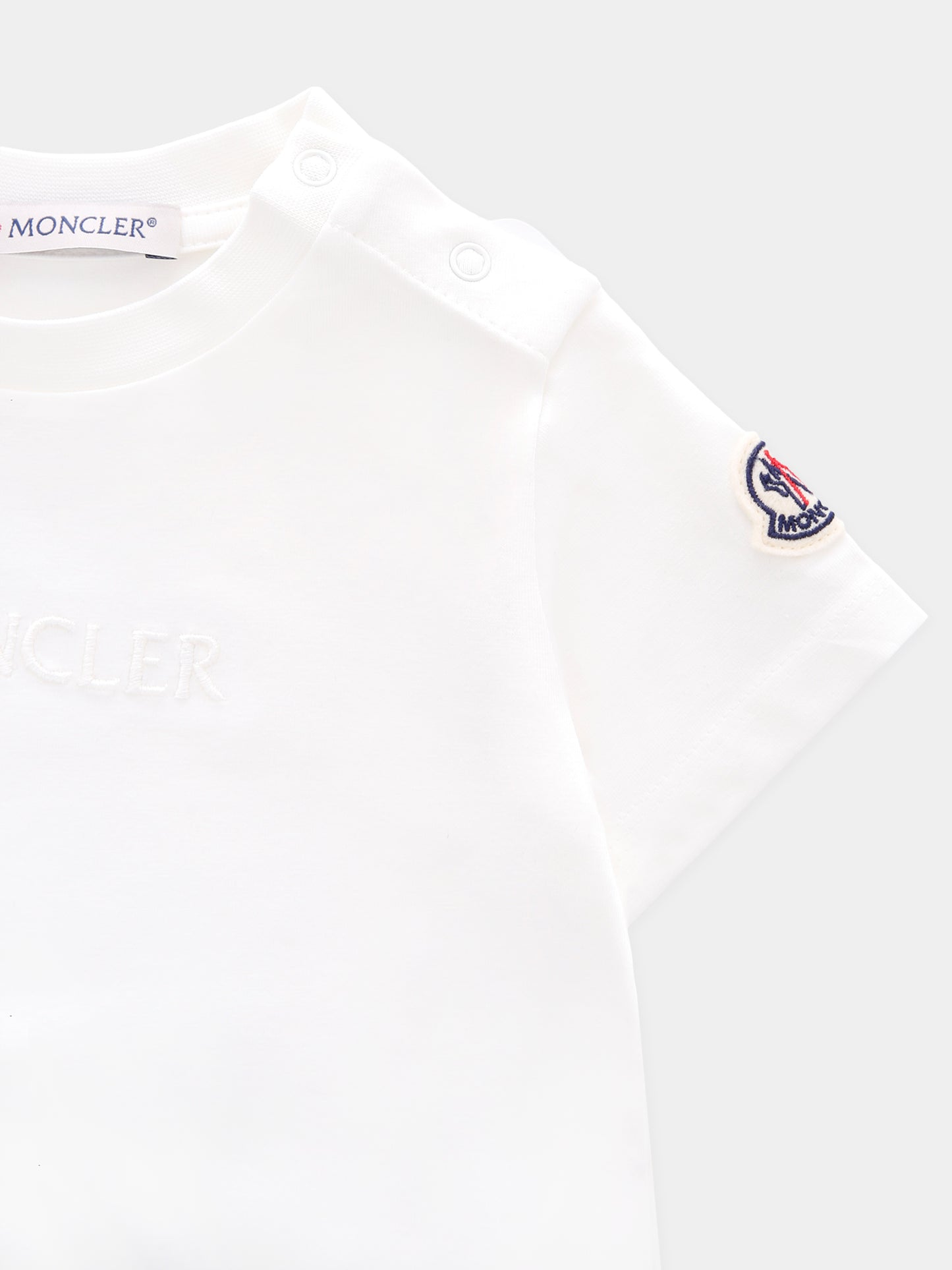 T-shirt bianca per neonati con logo ricamato,Moncler Kids,K2951 - 8C00005 - 89AUM 034