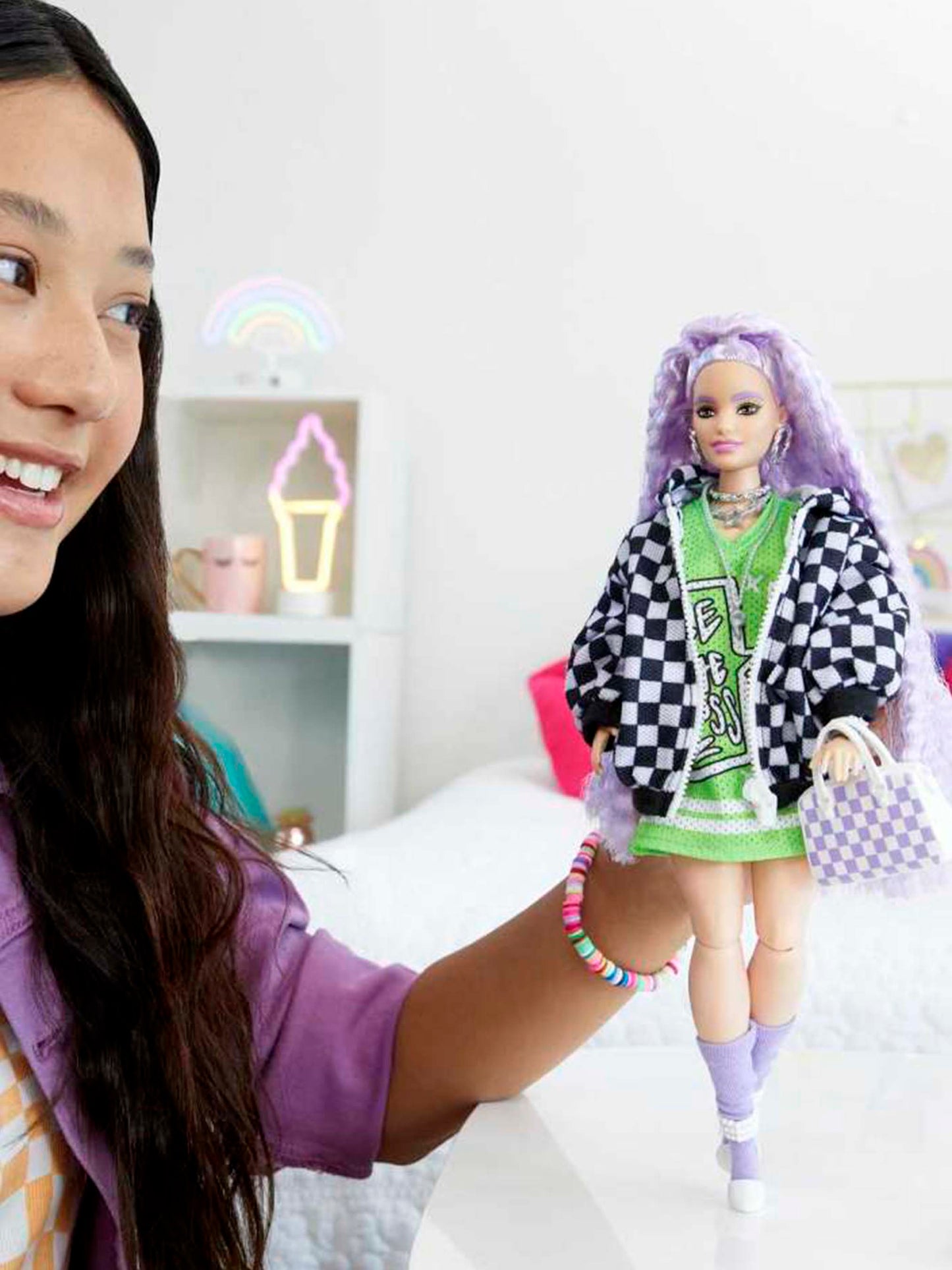 Barbie EXTRA per bambina con cagnolino,Barbie,HHN10