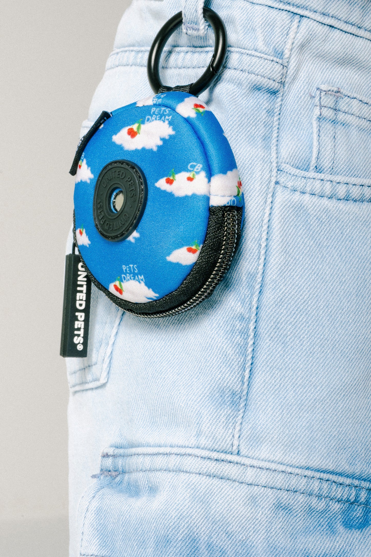 Pets Dream Pouch Poop Bag Dispenser for dog