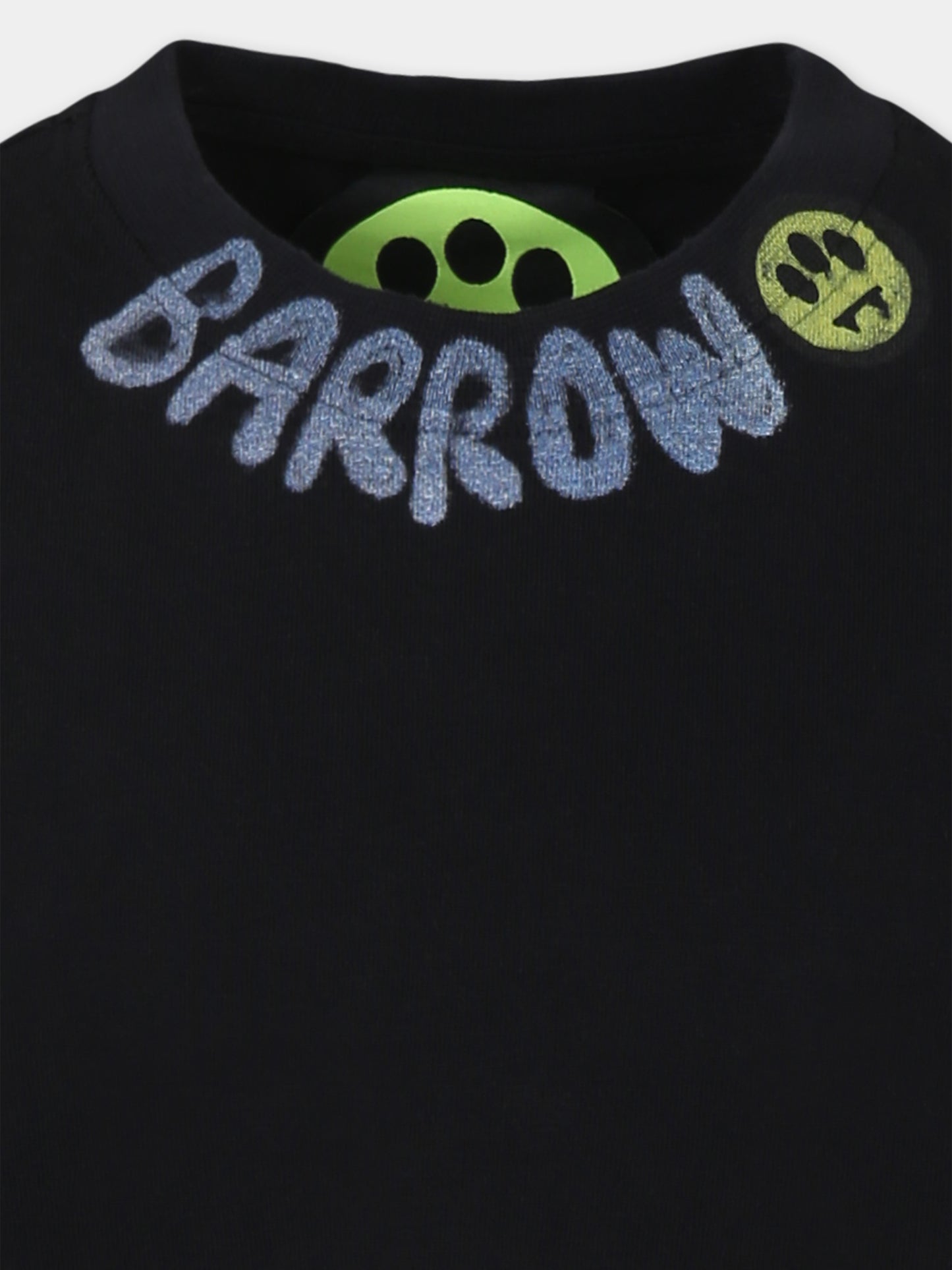 Black t-shirt for kids with logo