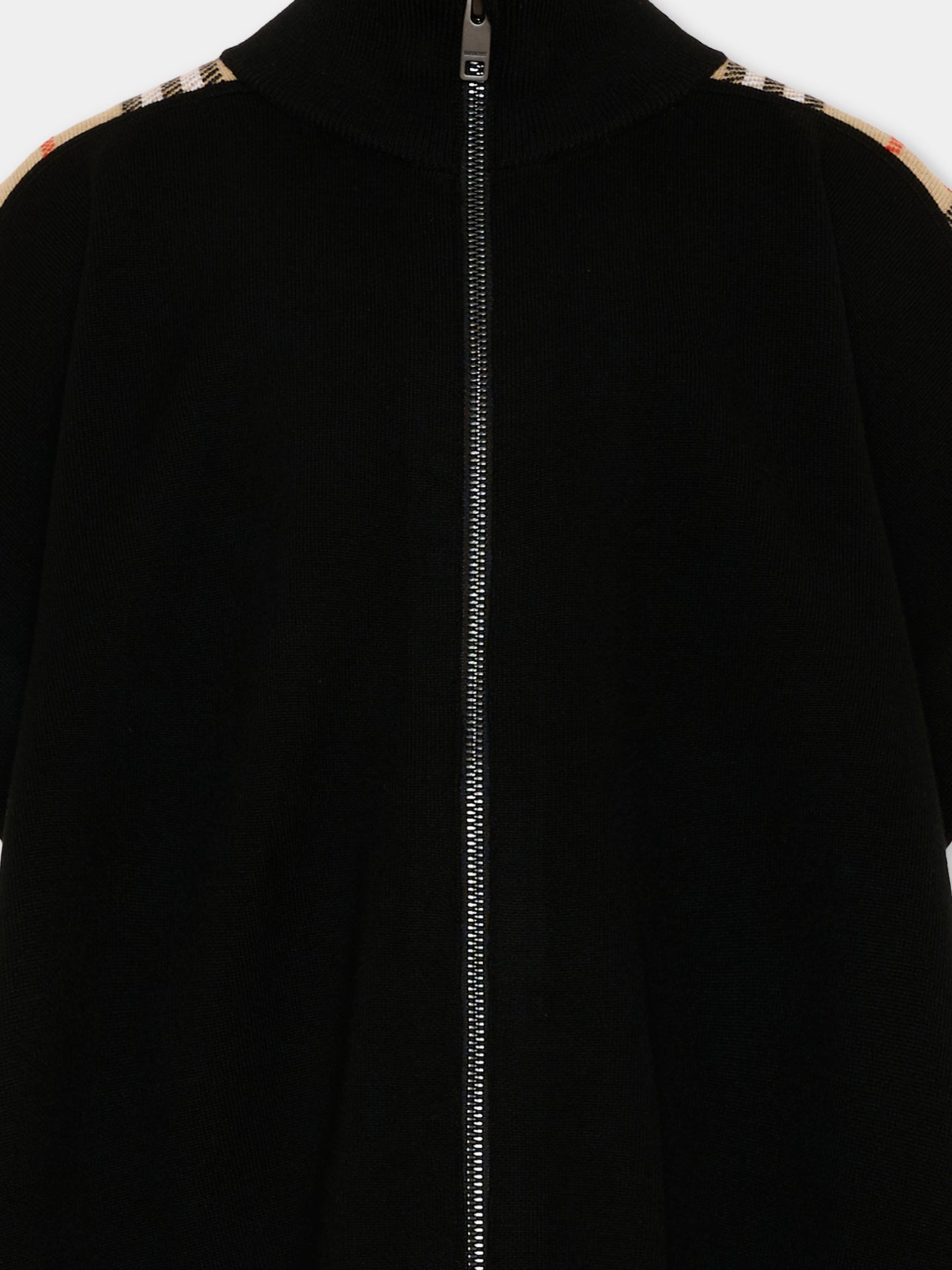 Black cape for Girl with vintage check