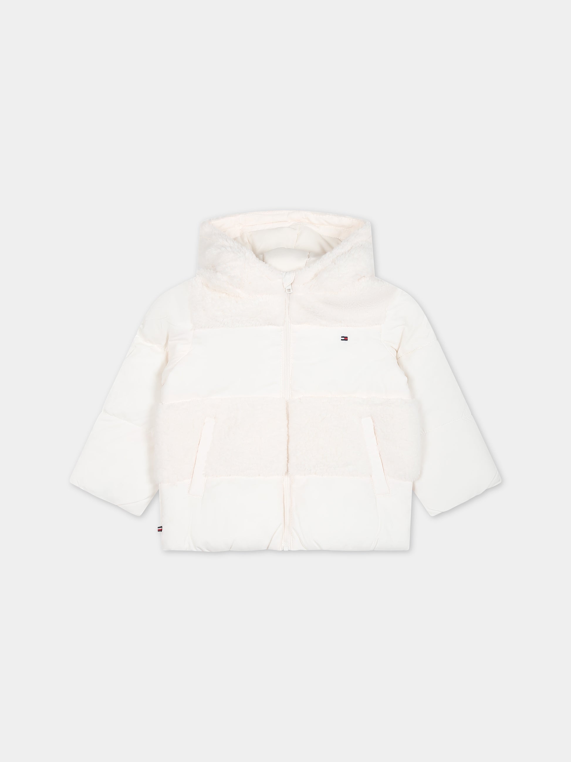 Piumino avorio per neonati con iconica bandierina,Tommy Hilfiger Junior,23WMTHKN0KN01723J YBH