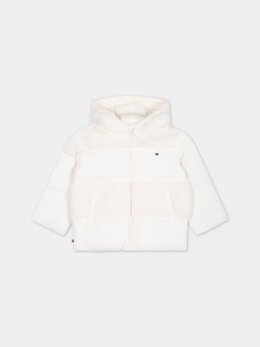 Piumino avorio per neonati con iconica bandierina,Tommy Hilfiger Junior,23WMTHKN0KN01723J YBH