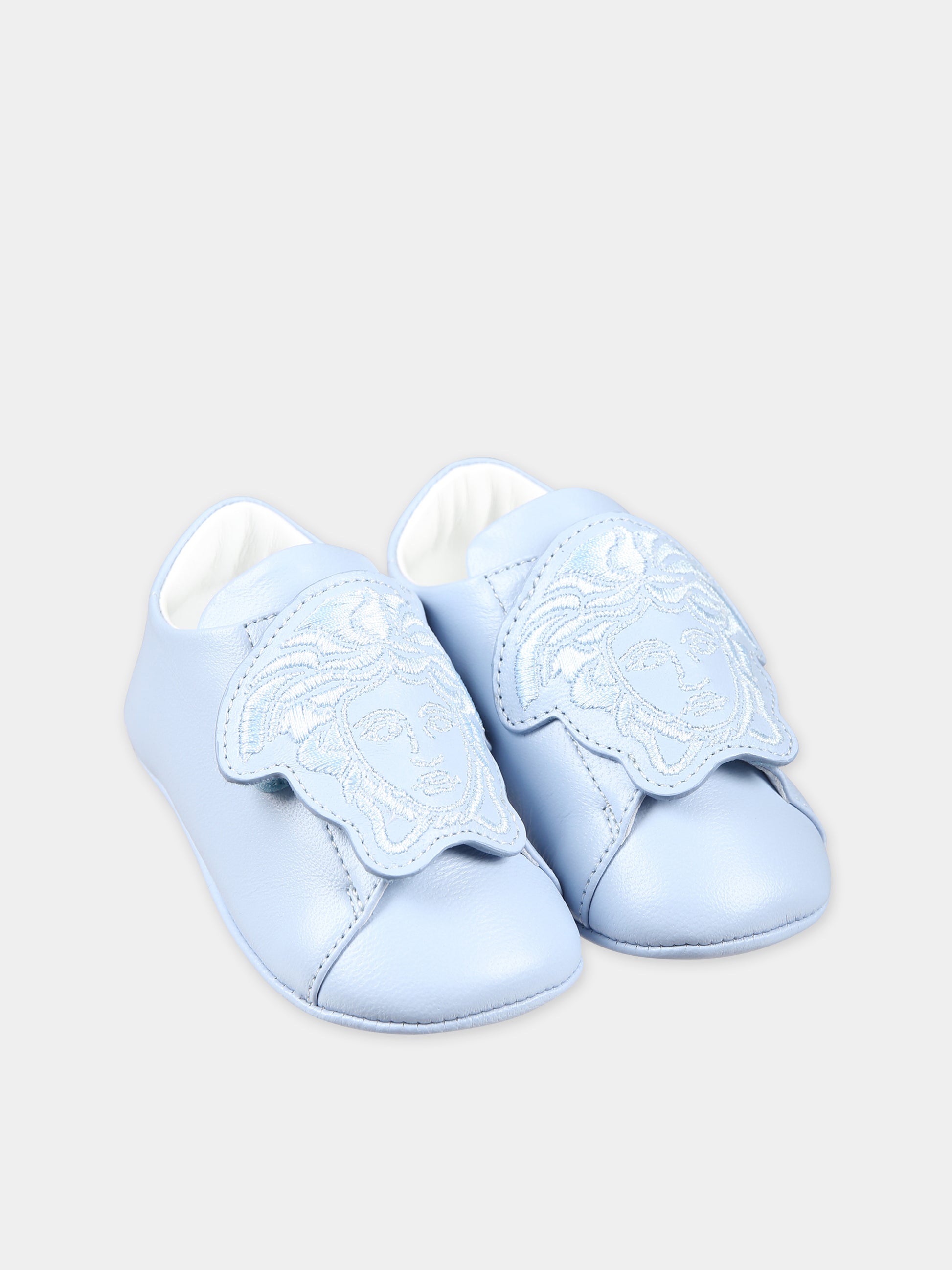 Sneakers celesti per neonati con Medusa,Versace,1013138 1A00201 1VD4V