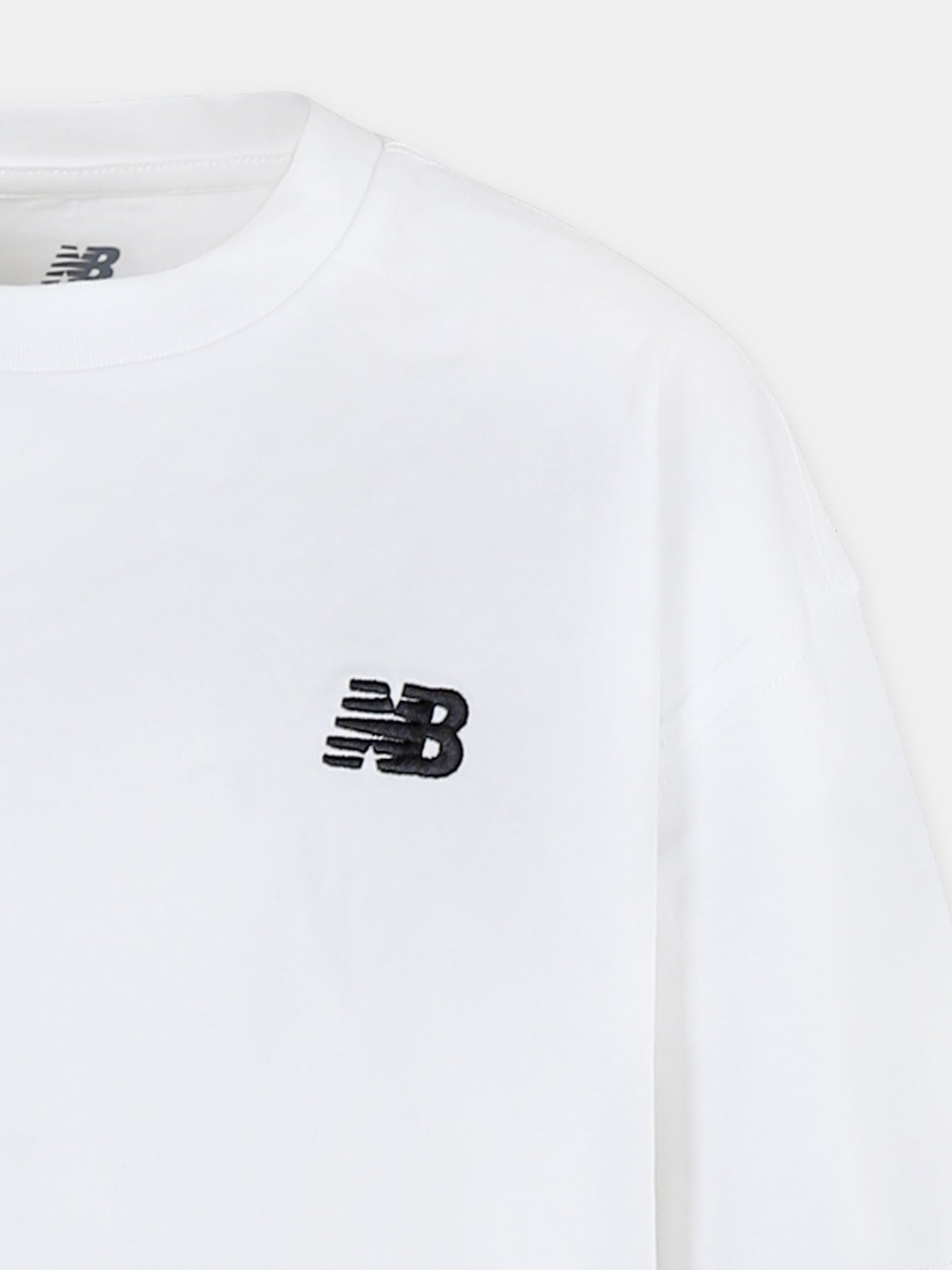 White t-shirt for kids with logo