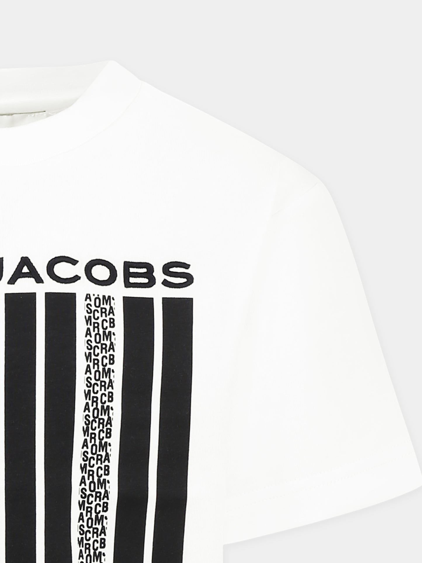 White t-shirt for boy with logo