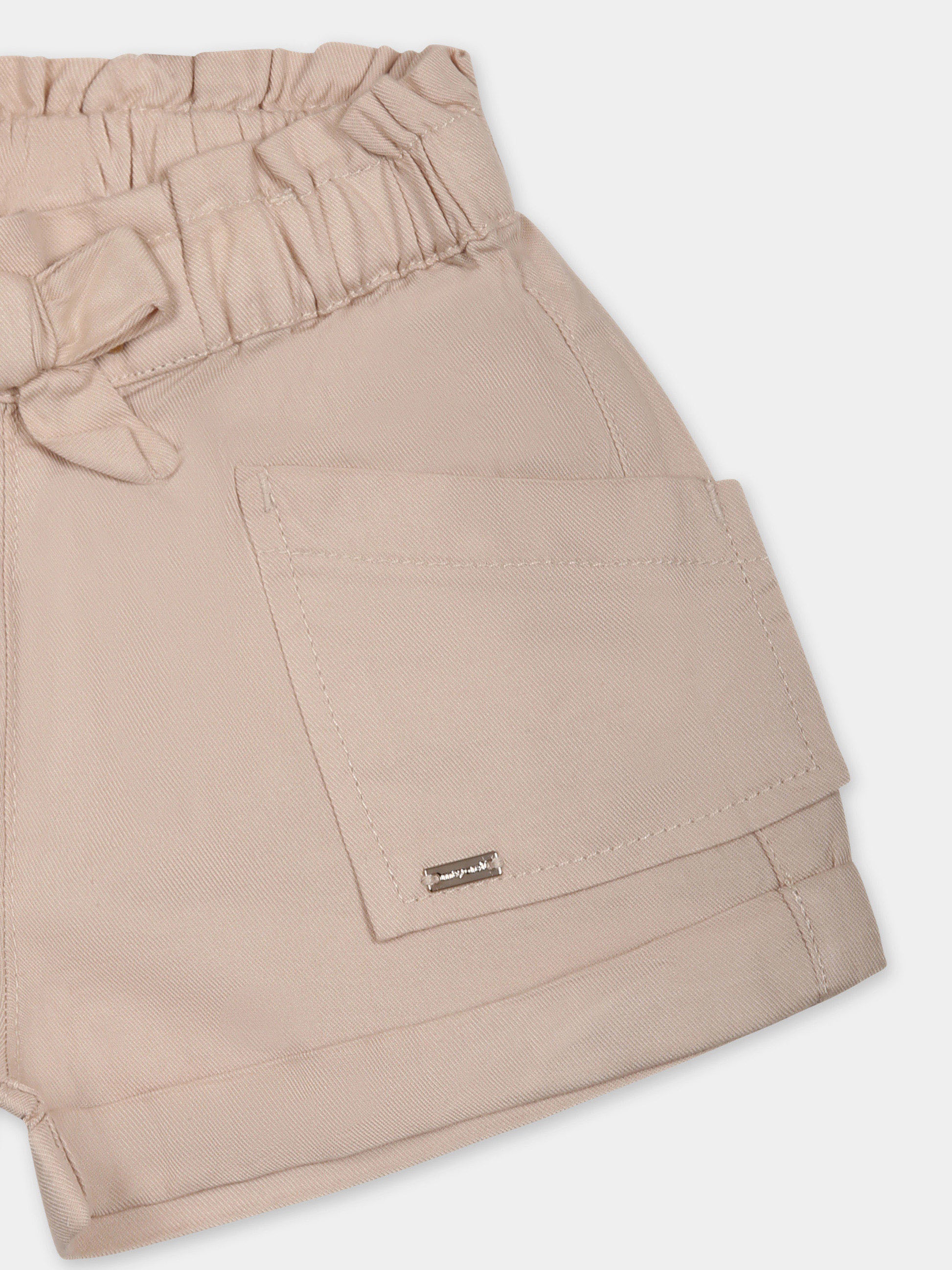 Shorts beige per neonata con patch logato,Mayoral,1227 080