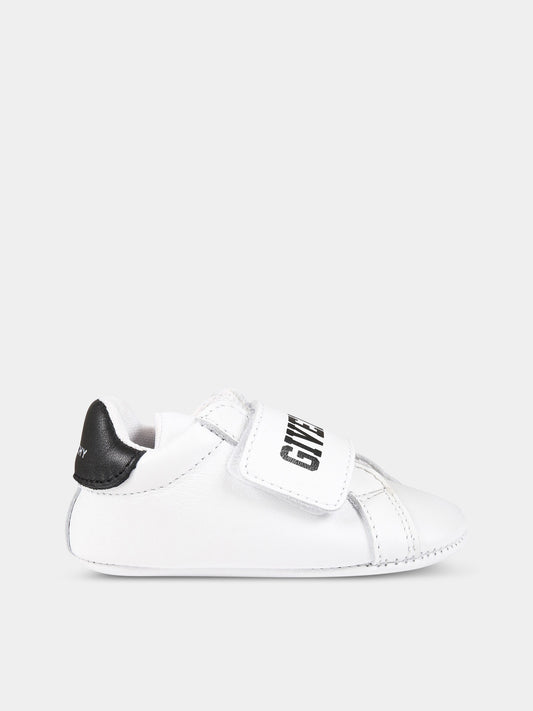 Sneakers bianche per neonato con logo,Givenchy Kids,H99045 10P